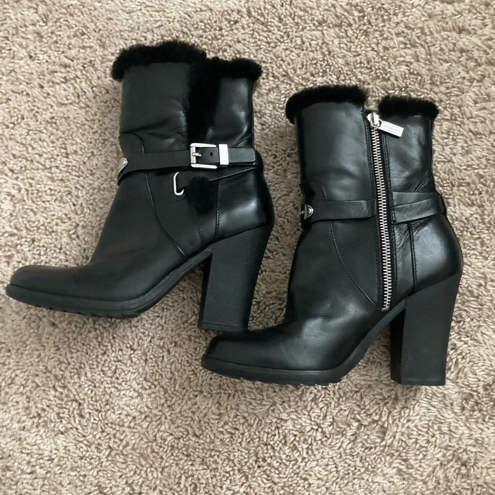 Michael Kors boots 6 1/2 M - Picture 6 of 14
